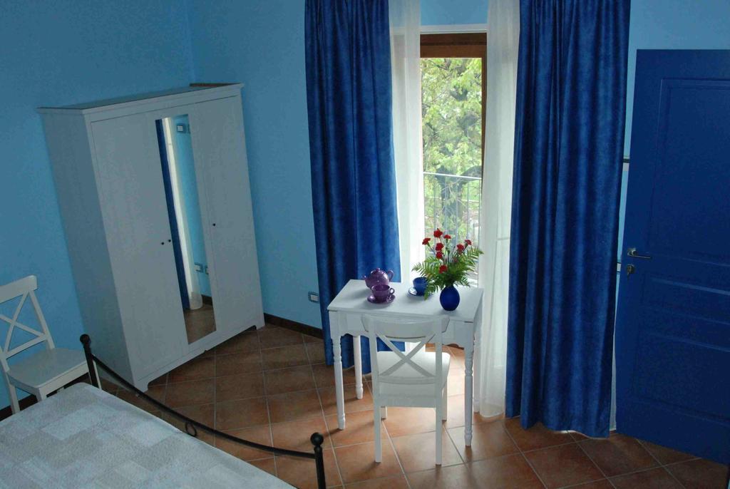 B&B La Casa Di Trizziコモ 部屋 写真